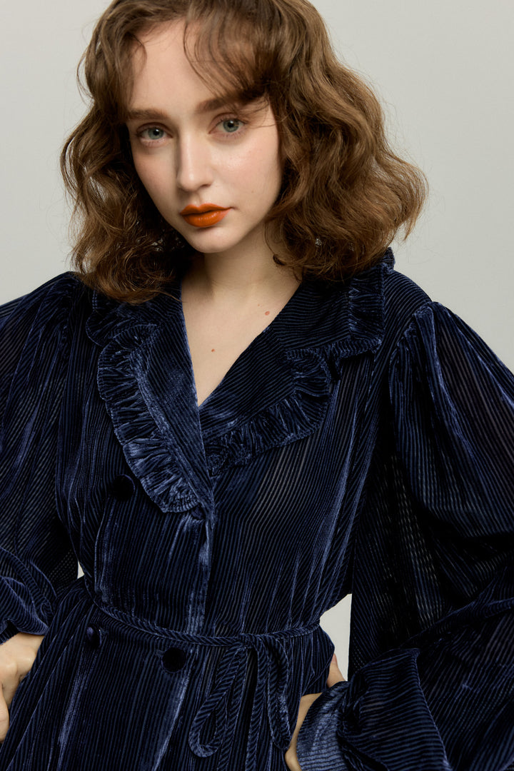 《お城を奪い返しちゃおう》フリルデザインベルベットトップス-Navy