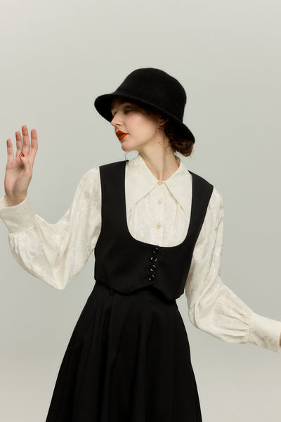 《実はフォアグラ未体験》クロップドベスト-Black