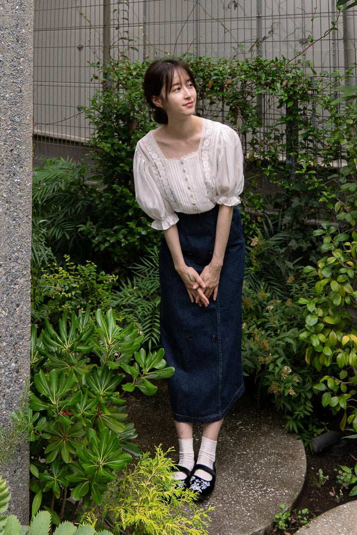 《かかしになりきって》スクエアネックレーストップス-Black