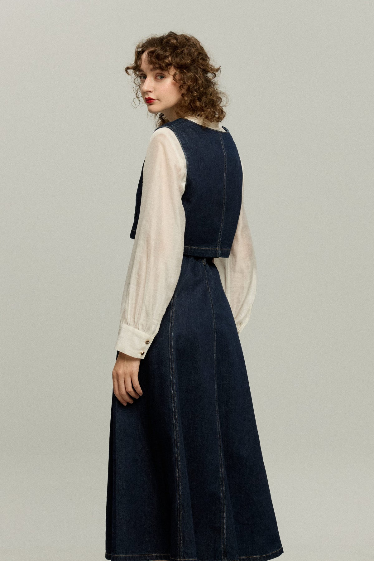 《Maybe It’s a Spaceship》Double-Breasted Denim Vest – Navy