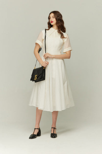 《グルメ番組はこの衣装で》フラワーエンブロイダリーハイウエストドレス-Off White