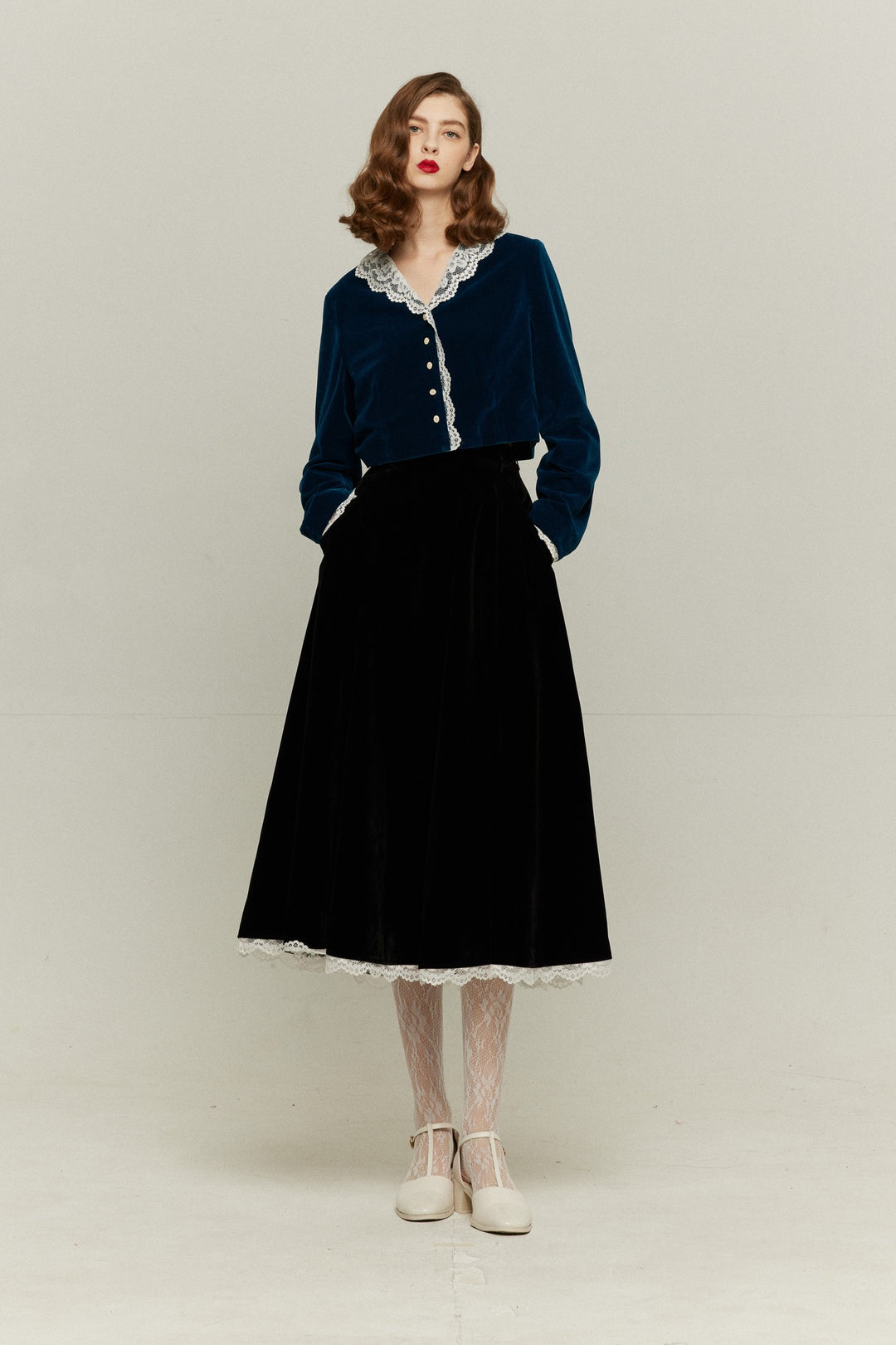 [British accent pronunciation] Lace trim high waist skirt - Black