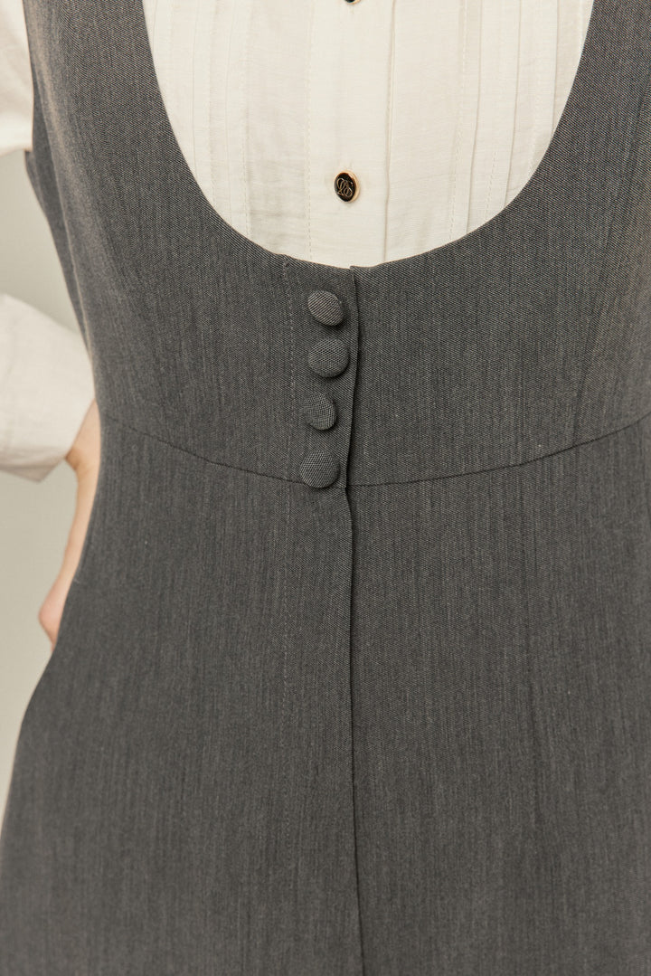《枕の下に隠したラッキーチャーム》ハイウエストデザインバッククロスサロペット-Gray