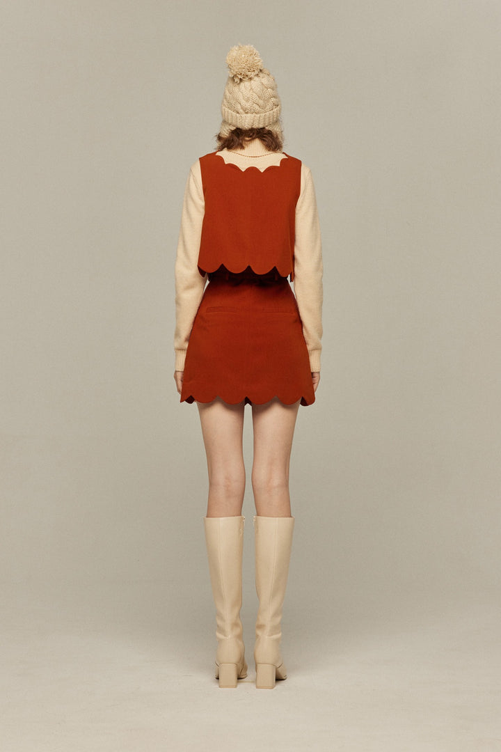 《そばかすができた》スカラップデザインダブルブレストベスト-Orange red