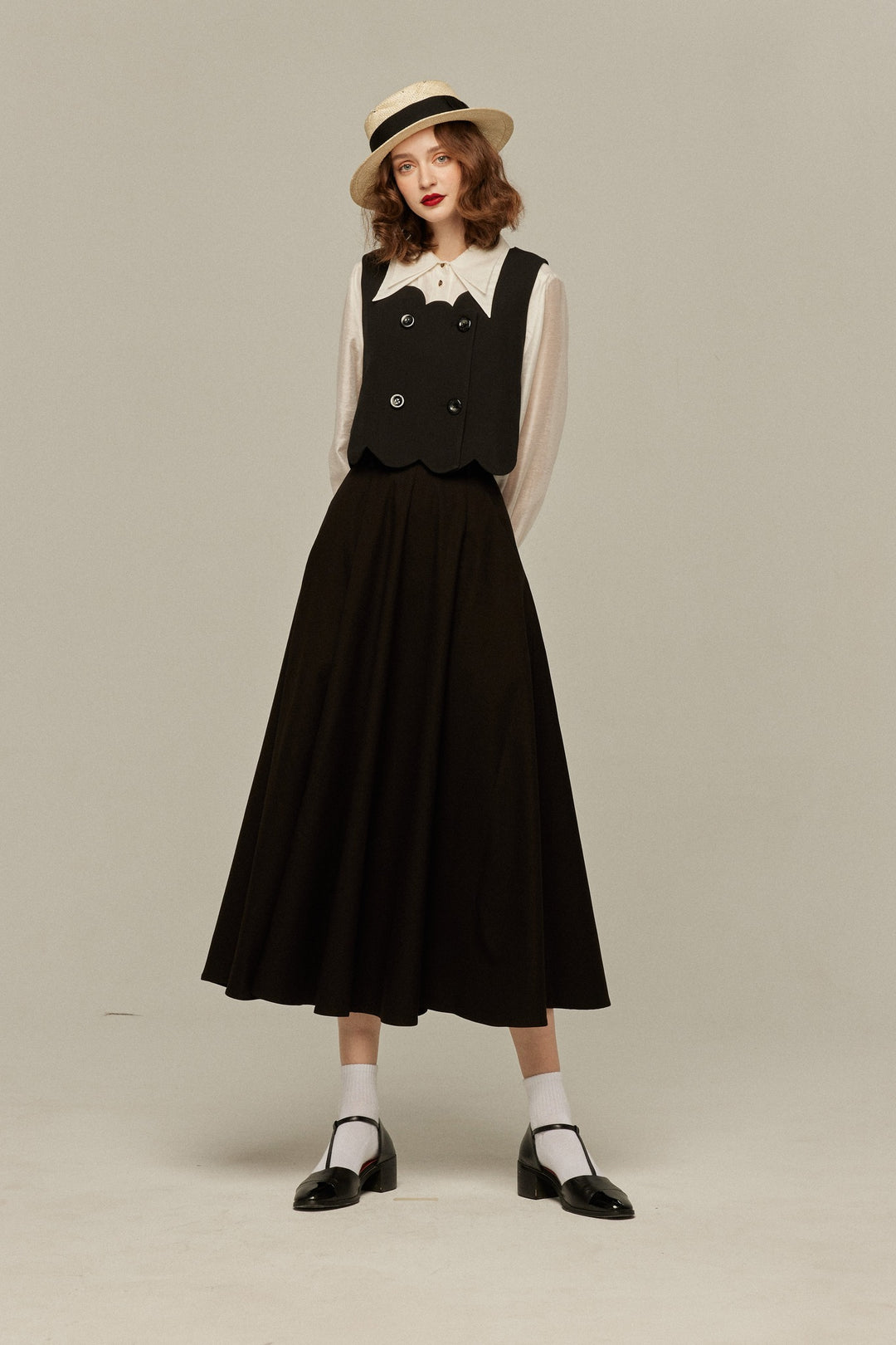 《そばかすができた》スカラップデザインダブルブレストベスト-Black