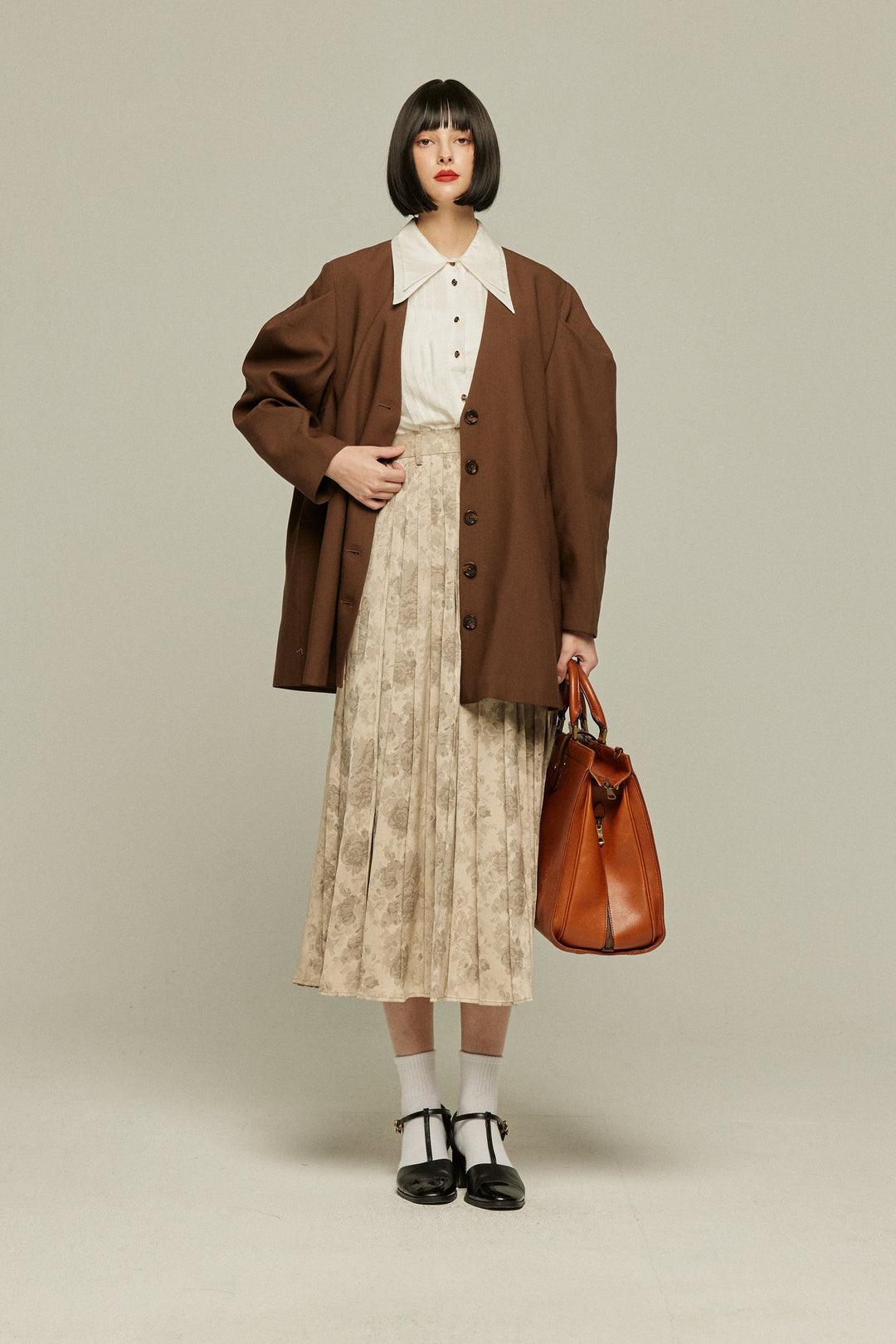 《ステージに花束を投げて》シノワズリハイウエストプリーツスカート-Beige