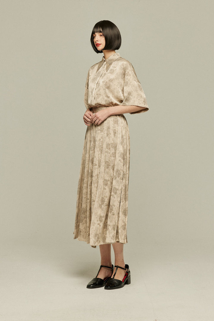 《ステージに花束を投げて》シノワズリハイウエストプリーツスカート-Beige