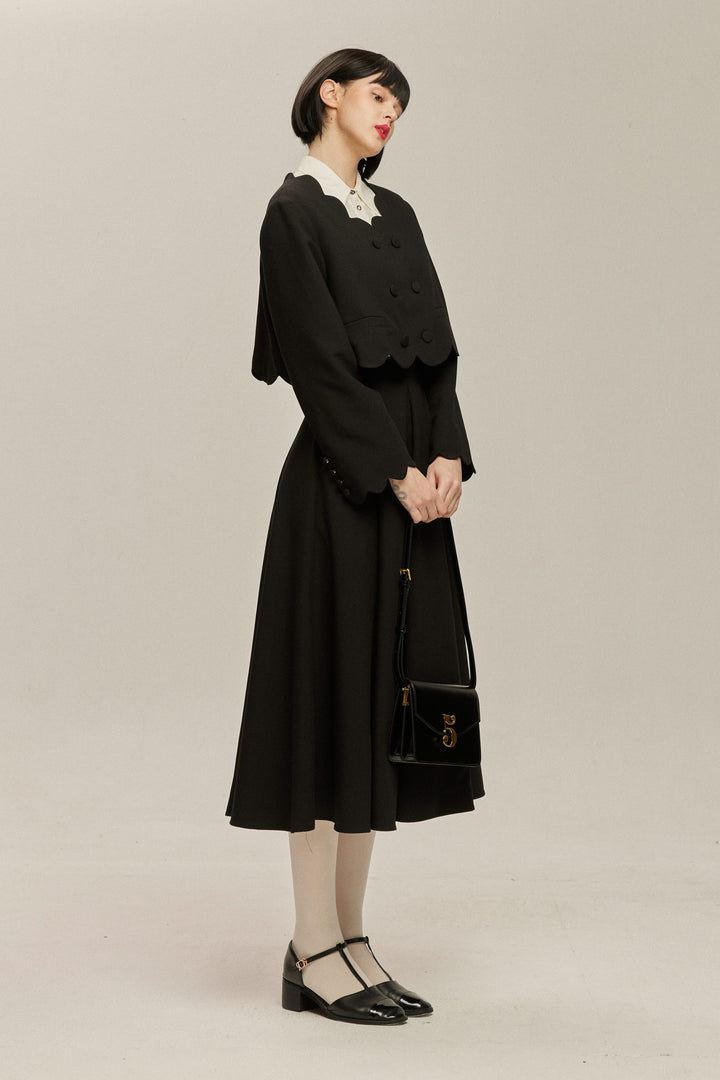 《アンティークオークション》スカラップデザインクロップドトップス-Black