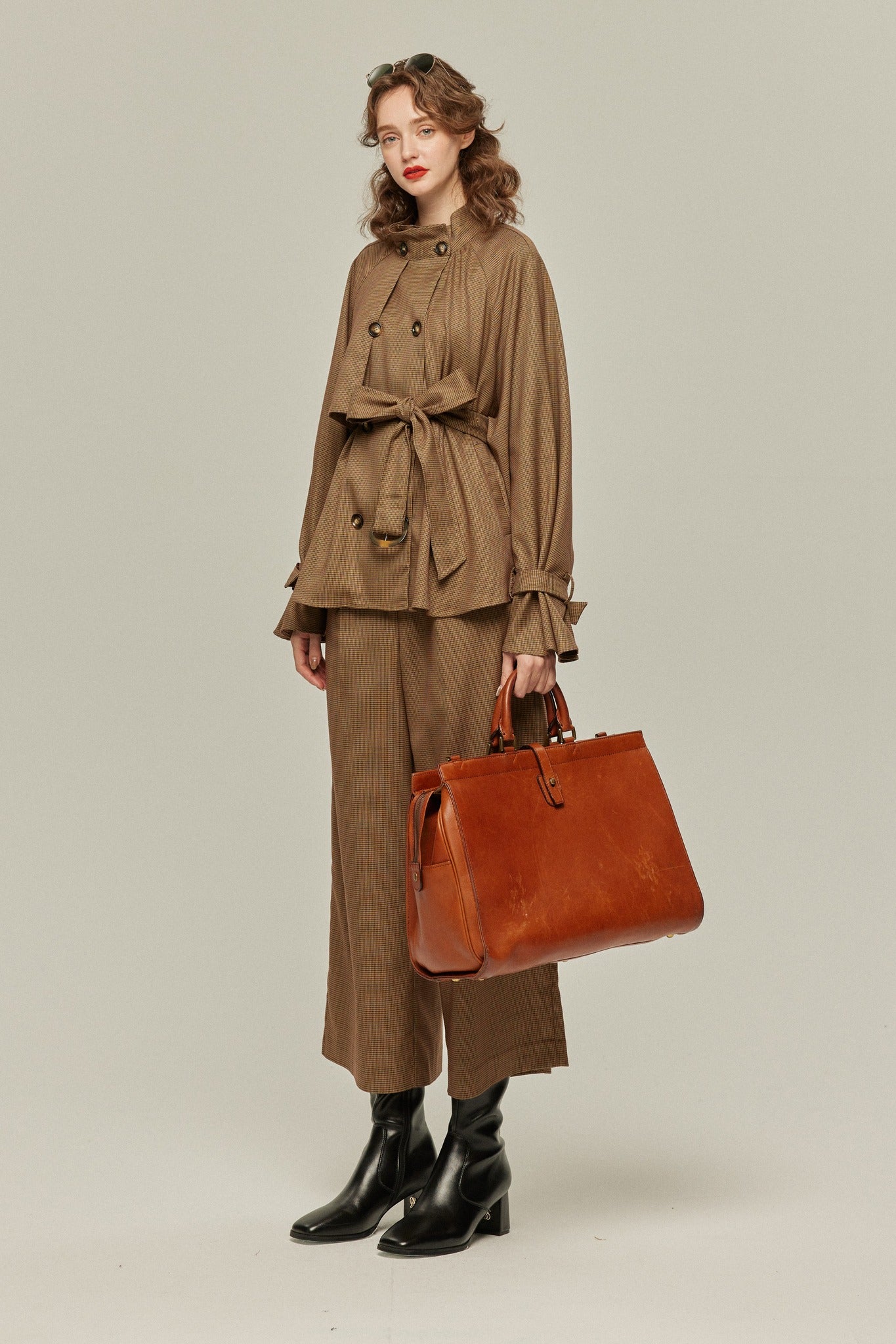 《チャンネルはそのままで》ハイウエストストレートパンツ-Brown