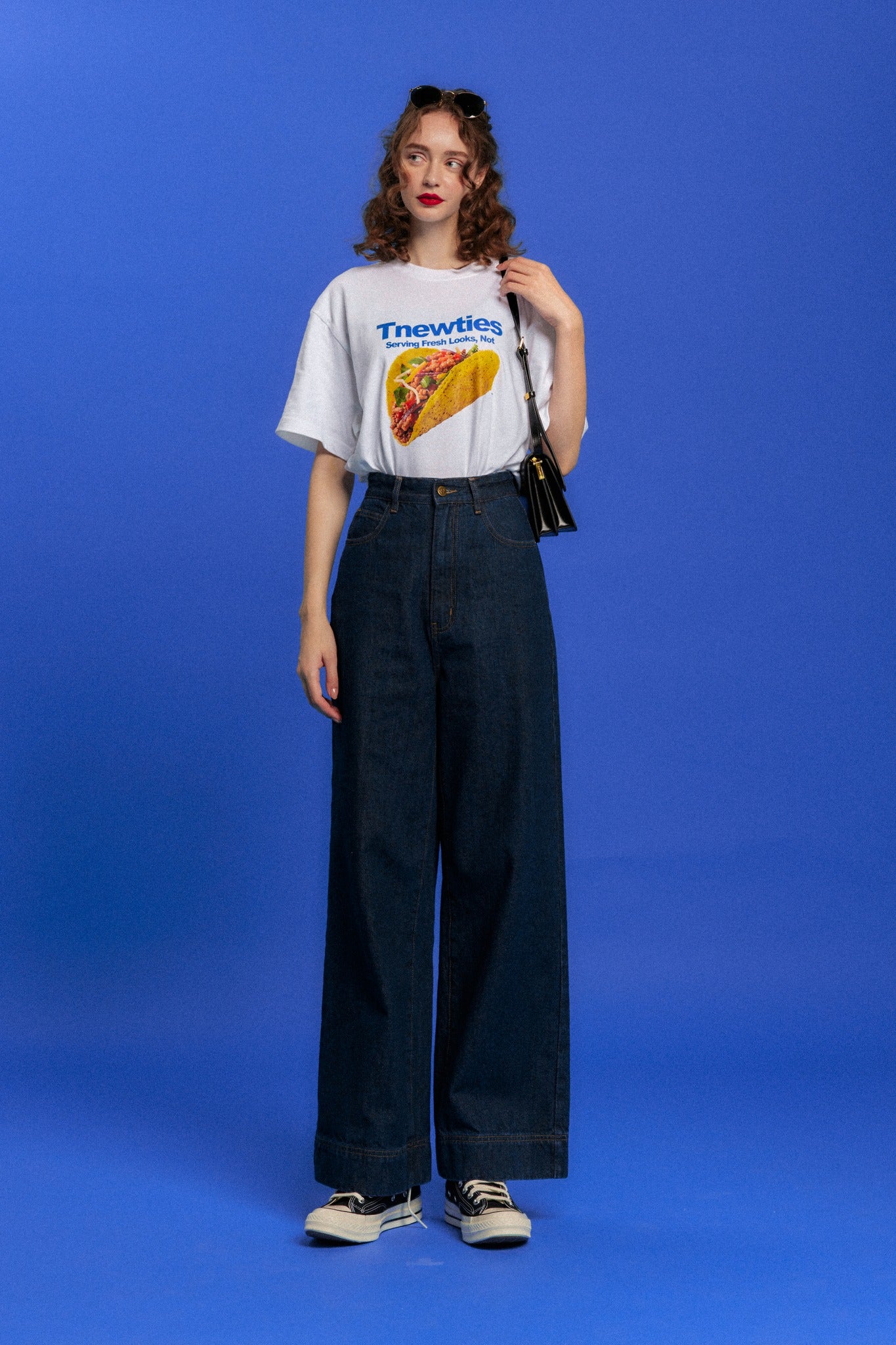 《財布の中の写真》ハイウエストストレートデニムパンツ