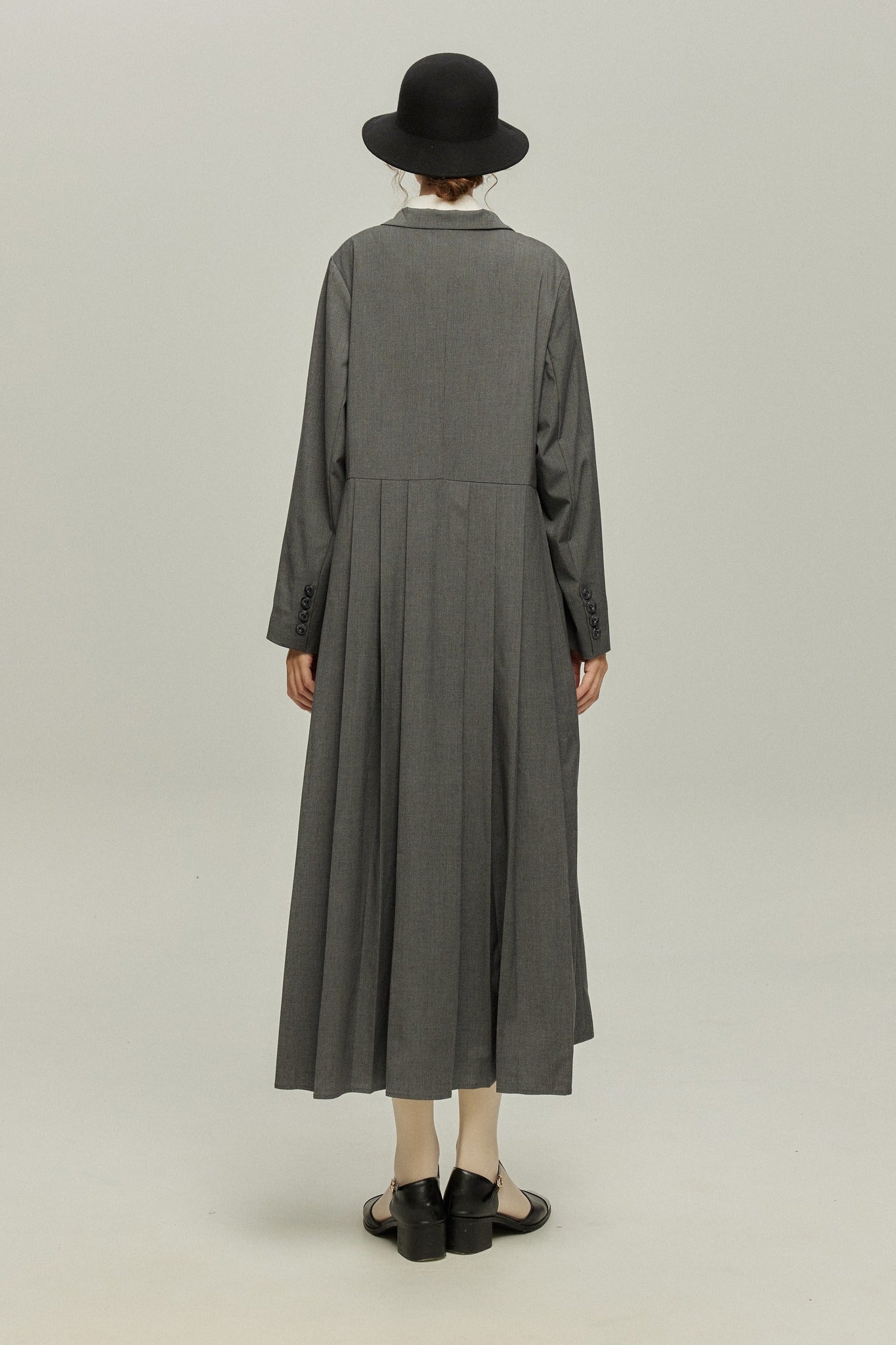 《公園のベンチに一緒に座ろう》ベルト付き2wayジャケットワンピース-Gray