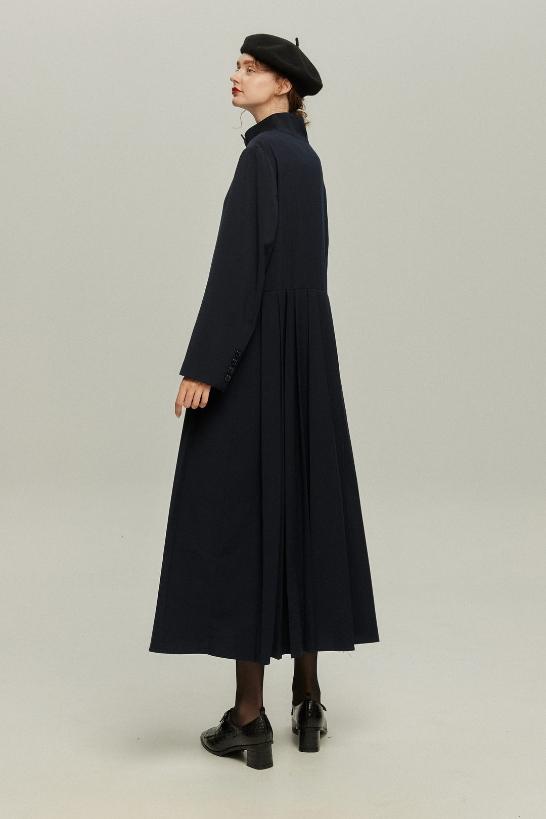 《公園のベンチに一緒に座ろう》ベルト付き2wayジャケットワンピース-Navy