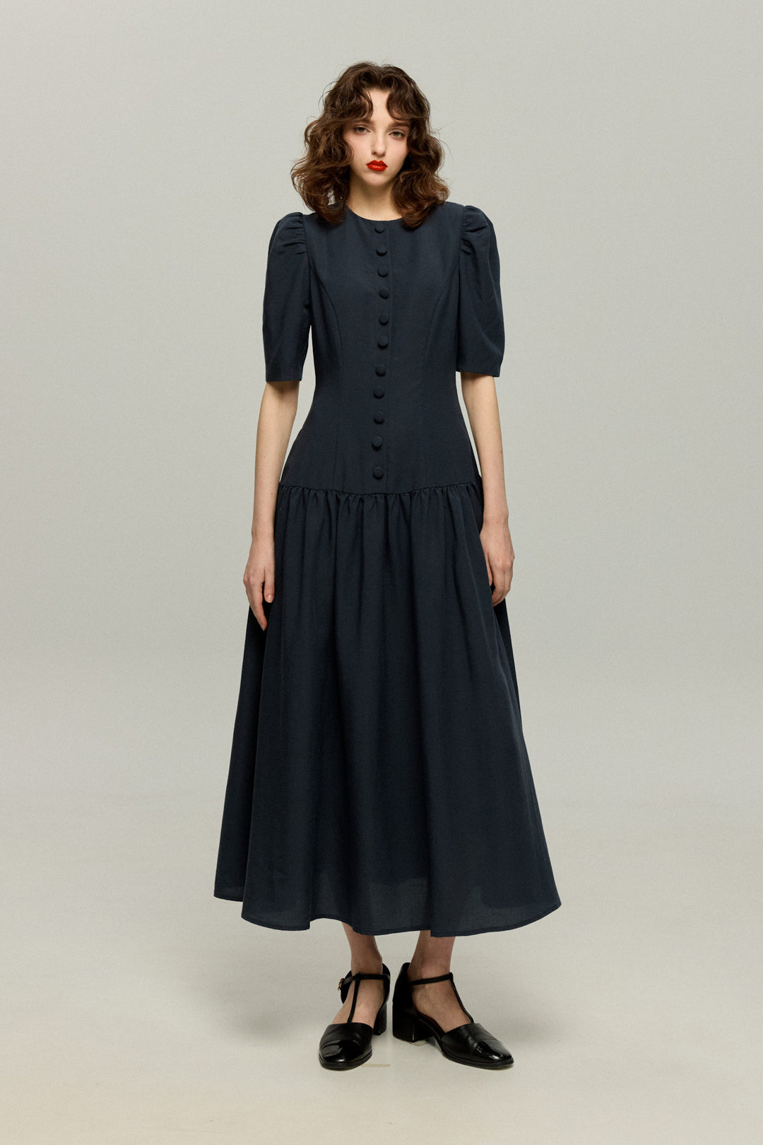 《お耳が長い動物って？》ハイウエストデザインドレス-Navy