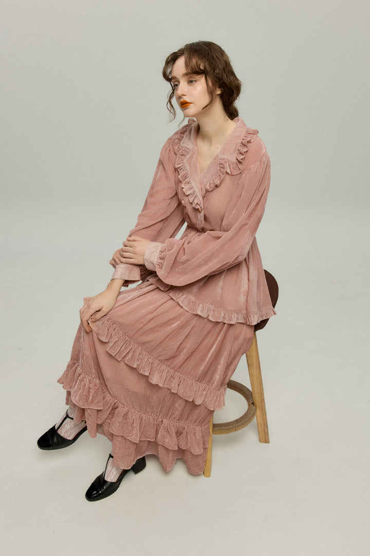 《お城を奪い返しちゃおう》フリルデザインベルベットトップス-Pink