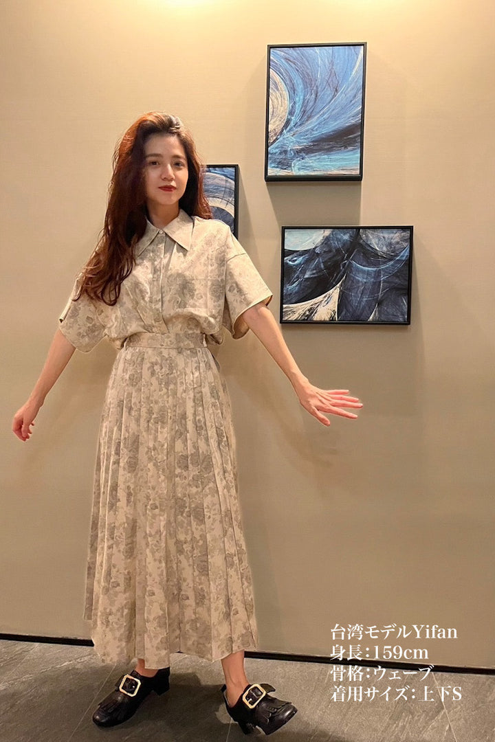 《ステージに花束を投げて》シノワズリハイウエストプリーツスカート-Beige