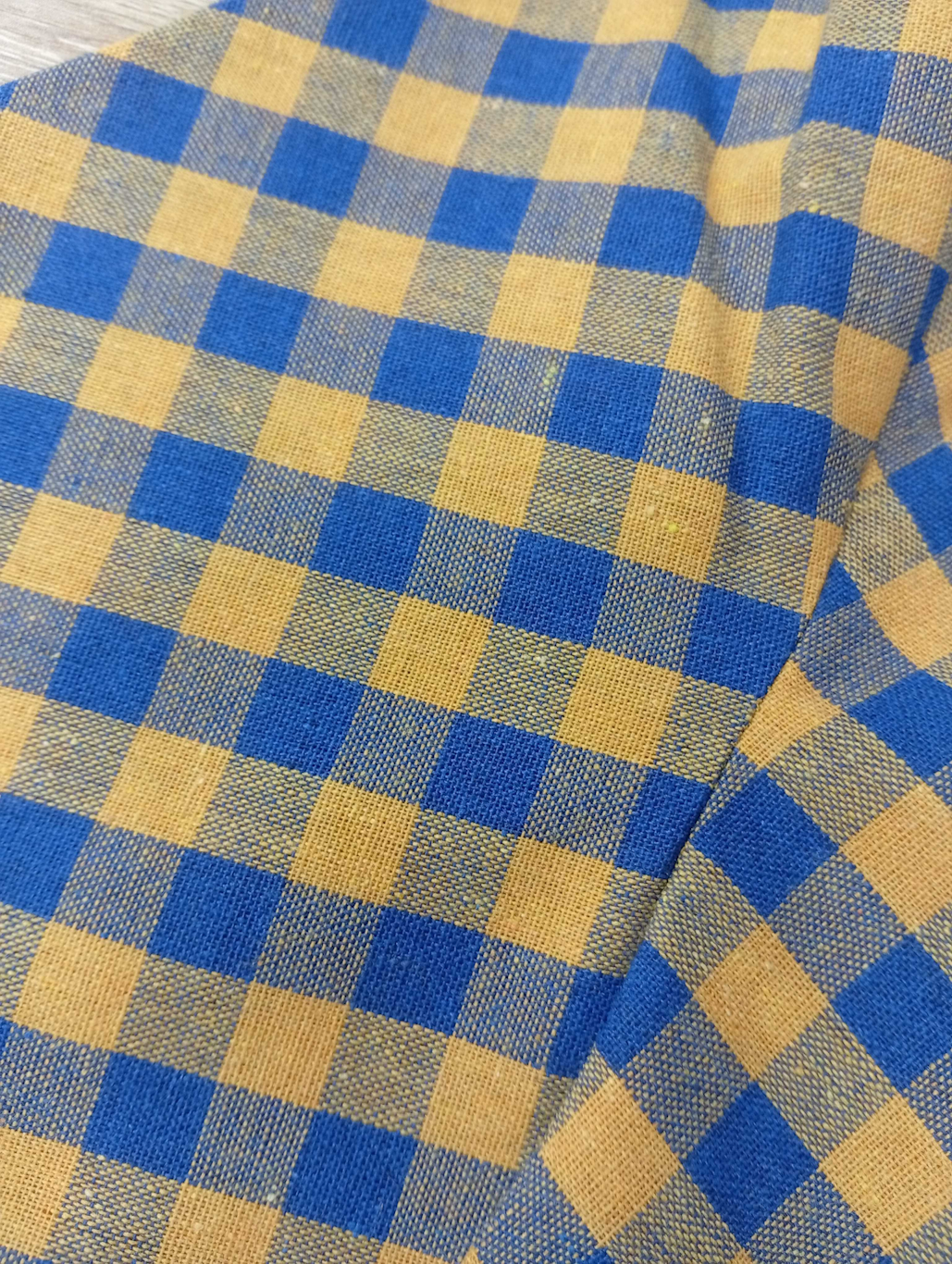 《パン屋から噂話が流れてきた》クロップドチェックジャケット-Yellow