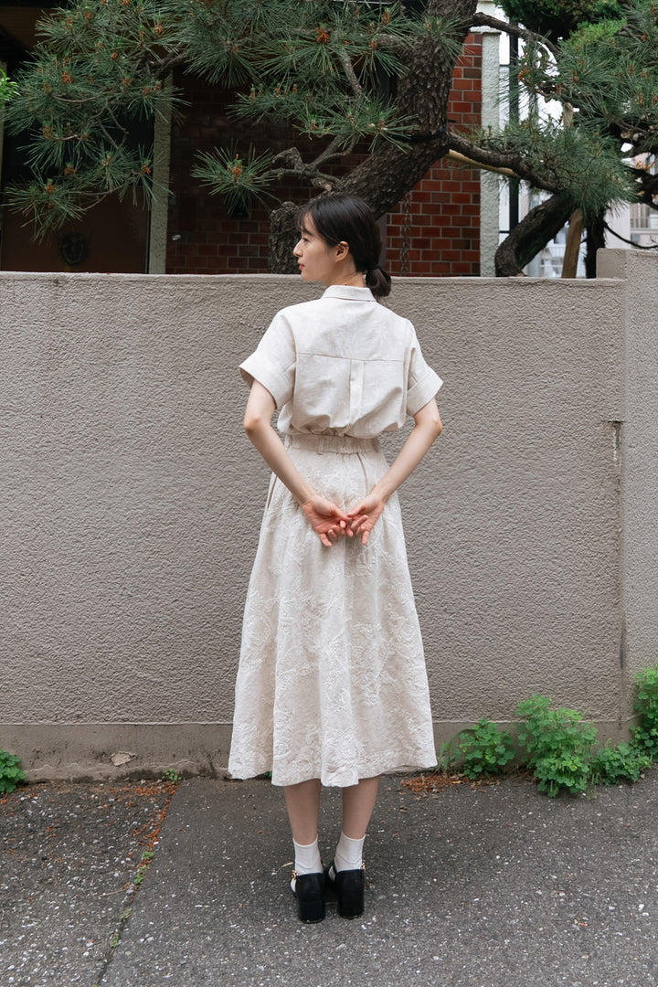 《藁の山にダイブ！》フロントタックハイウエストスカート-Ivory