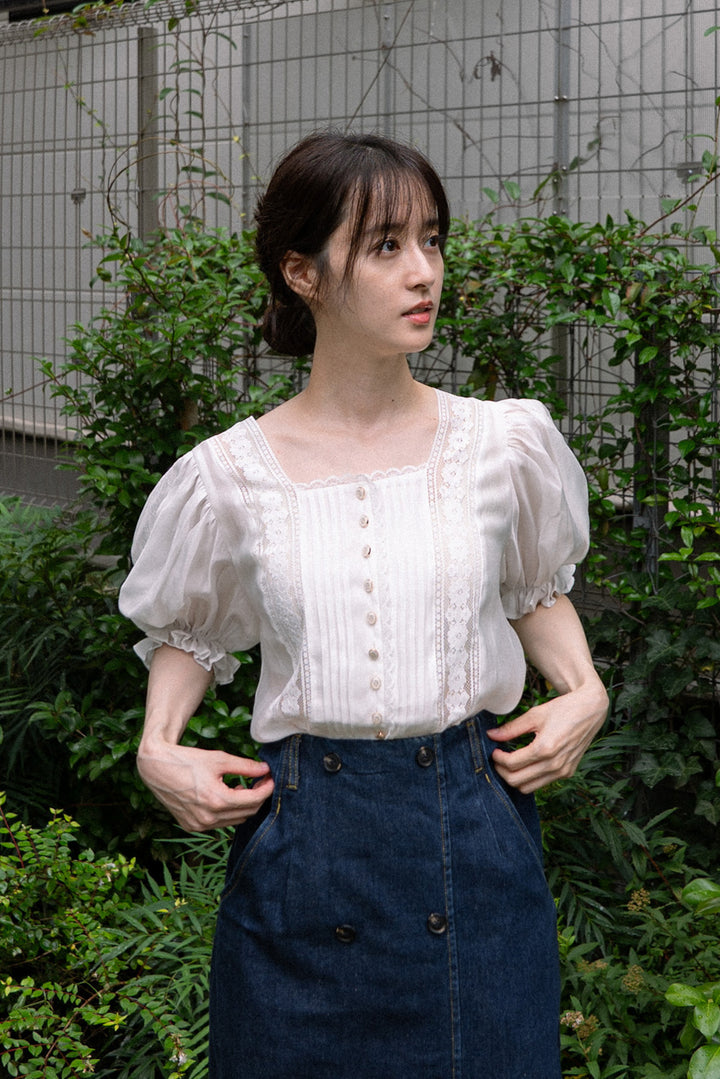 《かかしになりきって》スクエアネックレーストップス-Black
