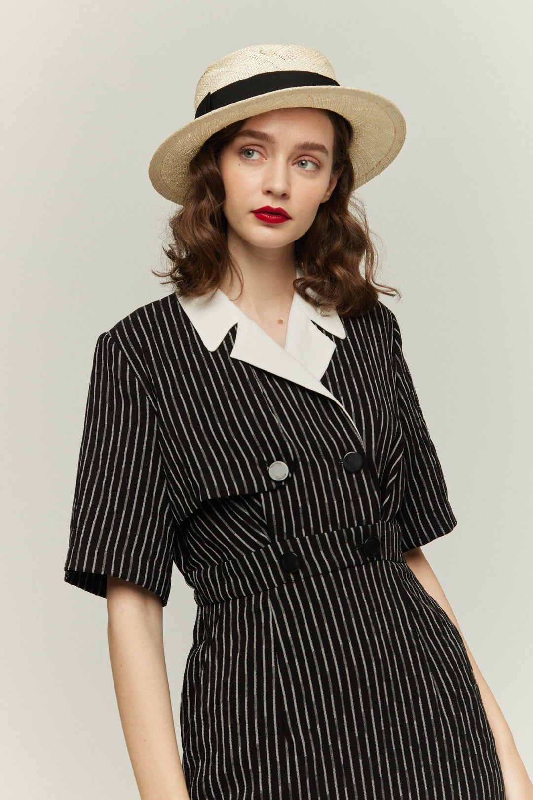 《ジェシカの陰謀》ダブルブレストストライプパターンドレス-White Stripe