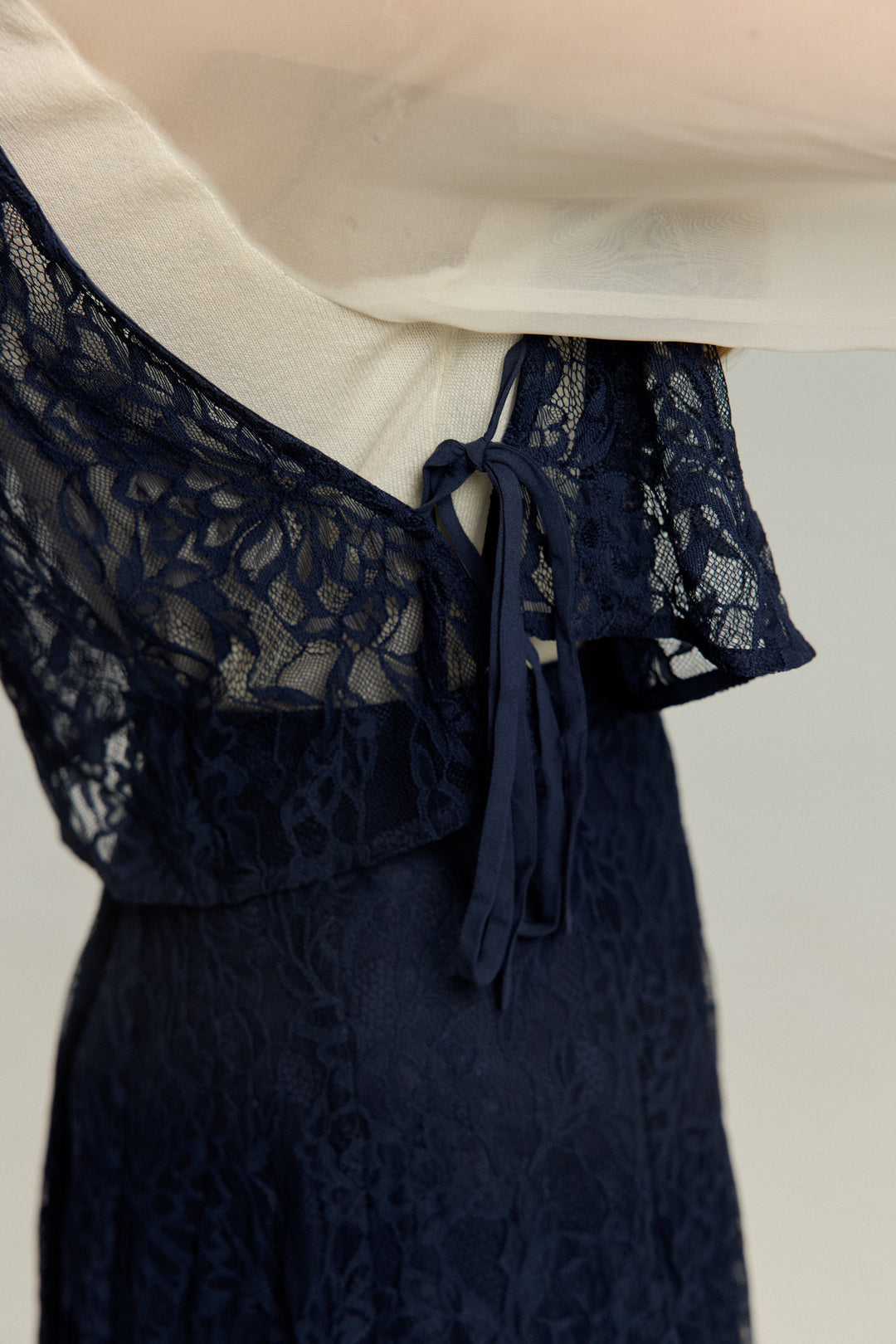 《100年も前からある》チャイナバックルスリーブレストップス-Navy