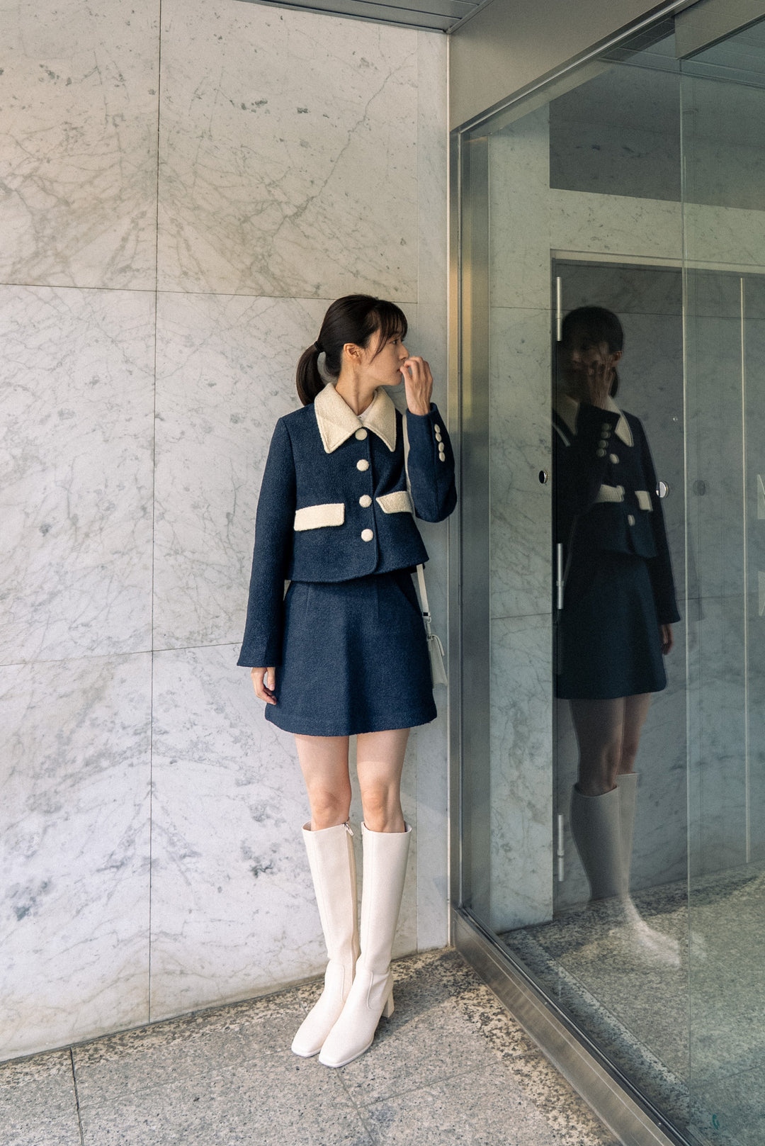 《ネイルサロンを予約しました》ハイウエストAラインスカート-Navy
