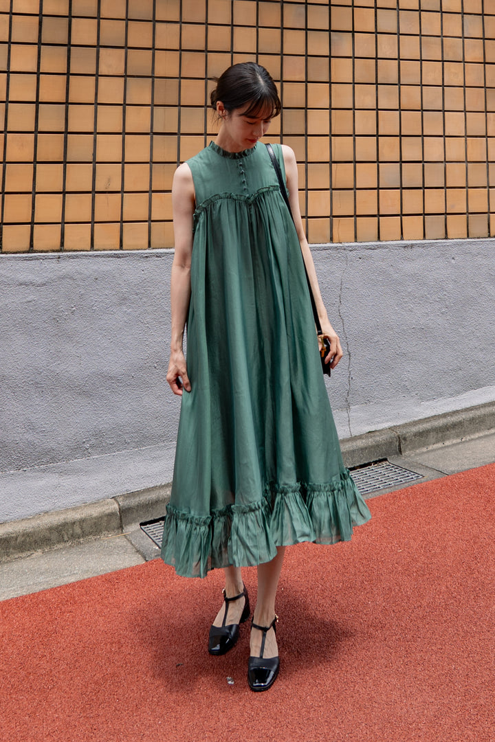[On the sparkling lake surface] Ruffle trim dress-Dark green