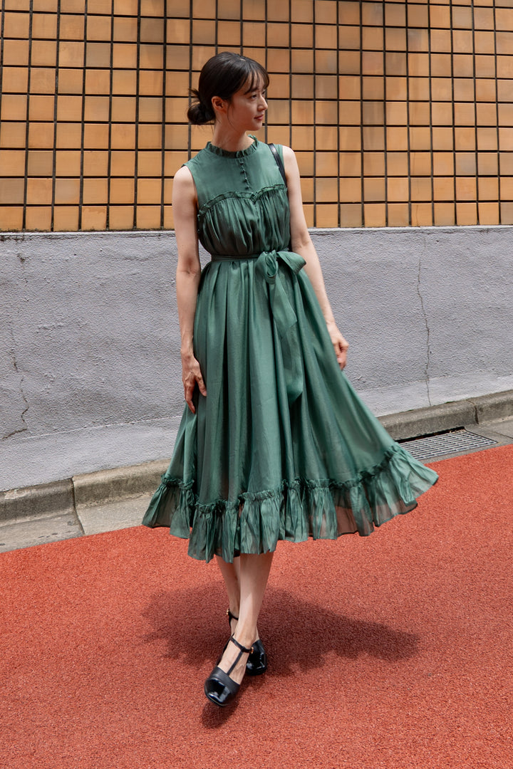 [On the sparkling lake surface] Ruffle trim dress-Dark green