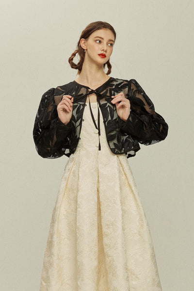 《ルーシーと入れ替わった》インナー付きボタニカルパターンサマージャケット-Black