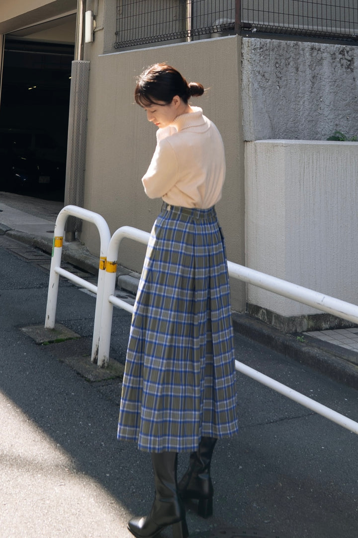 《片手でダンベルを持ち上げる》チェックパターンプリーツスカート-Gray