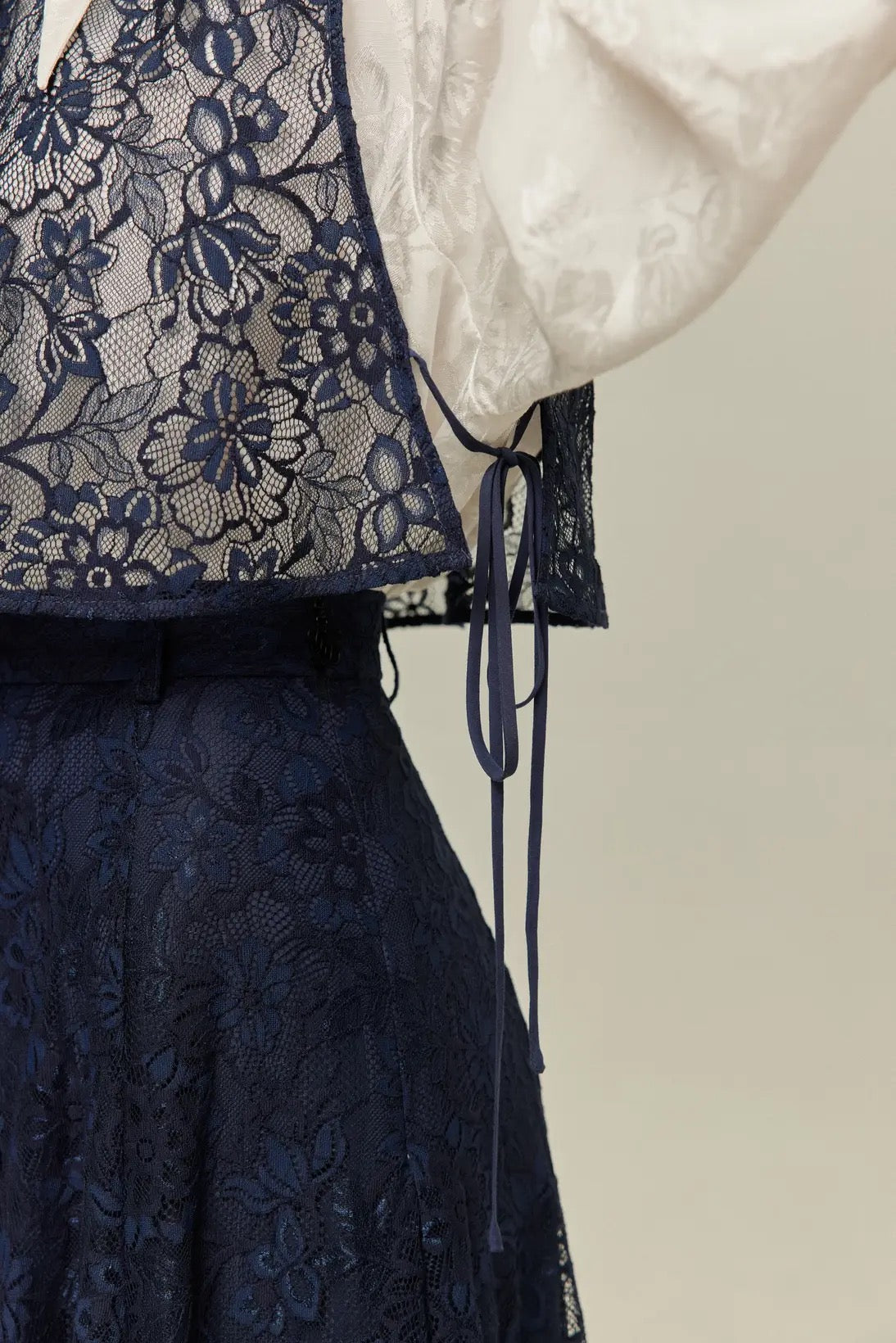 《100年も前からある》チャイナバックルスリーブレストップス-Navy