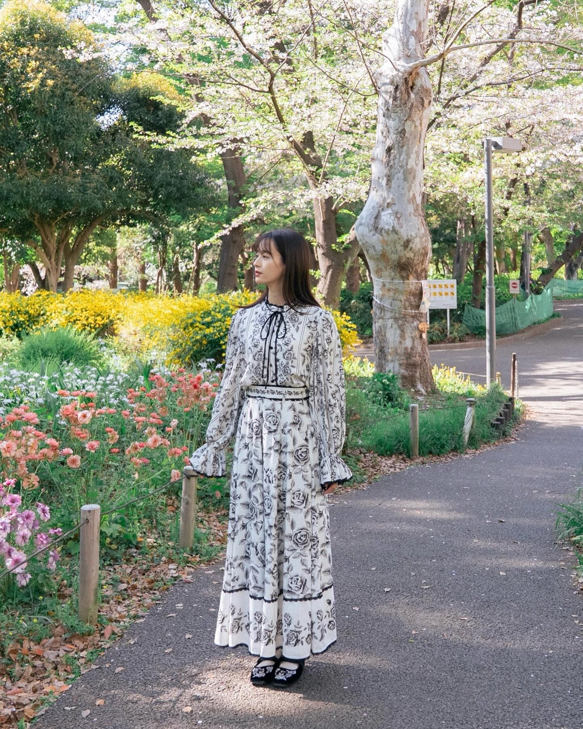《Sleepwalking Tina》Lace trim high waist skirt-Black 着用例 164cm
      トップスS、ボトムスS着用