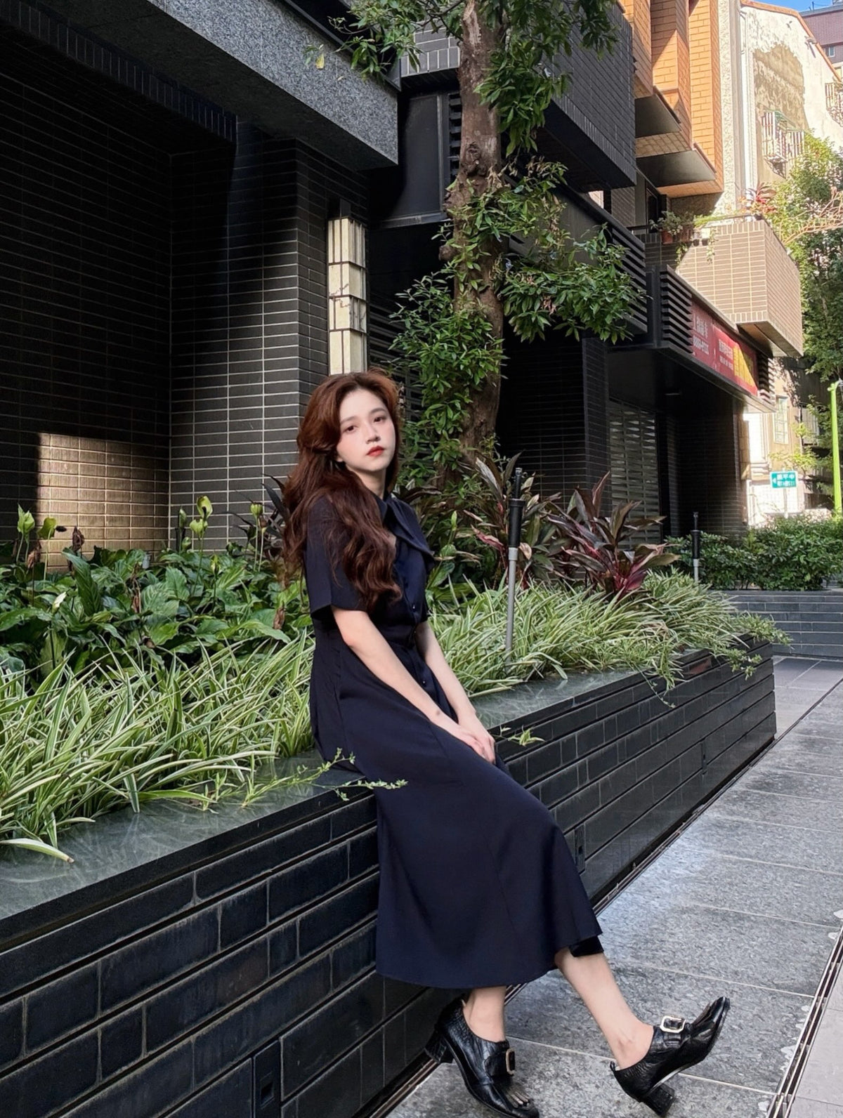 《With a flick of magic》Classical shirt dress-Navy 着用例 159cm
      ドレスS着用