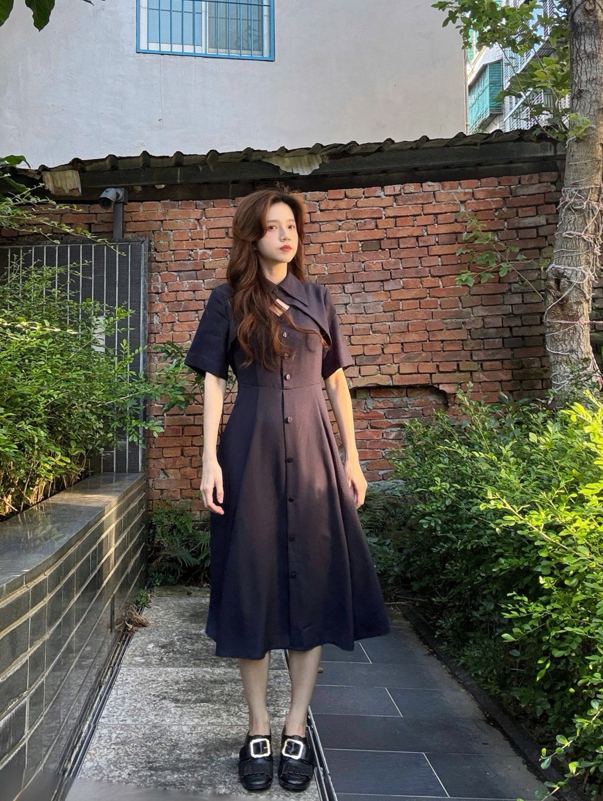 《With a flick of magic》Classical shirt dress-Navy 着用例 159cm
      ドレスS着用