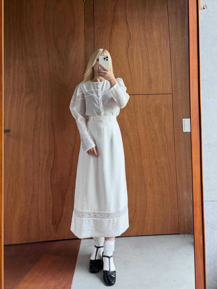 《Turns Out, This Was a Treasure Map》High-Waisted Straight Skirt – Black 着用例 155cm
      トップスS、ボトムスS着用