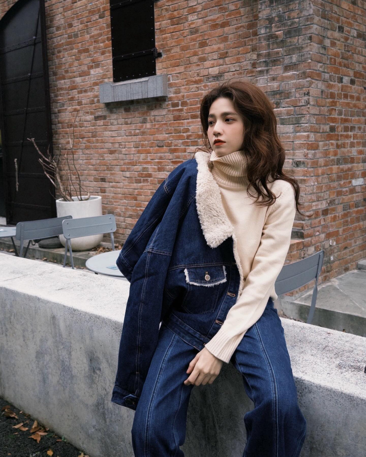 《犬のバルーンアート》ボアデニムジャケット-Navy 着用例 159cm
      アウターM、セーターS、ボトムスXS着用