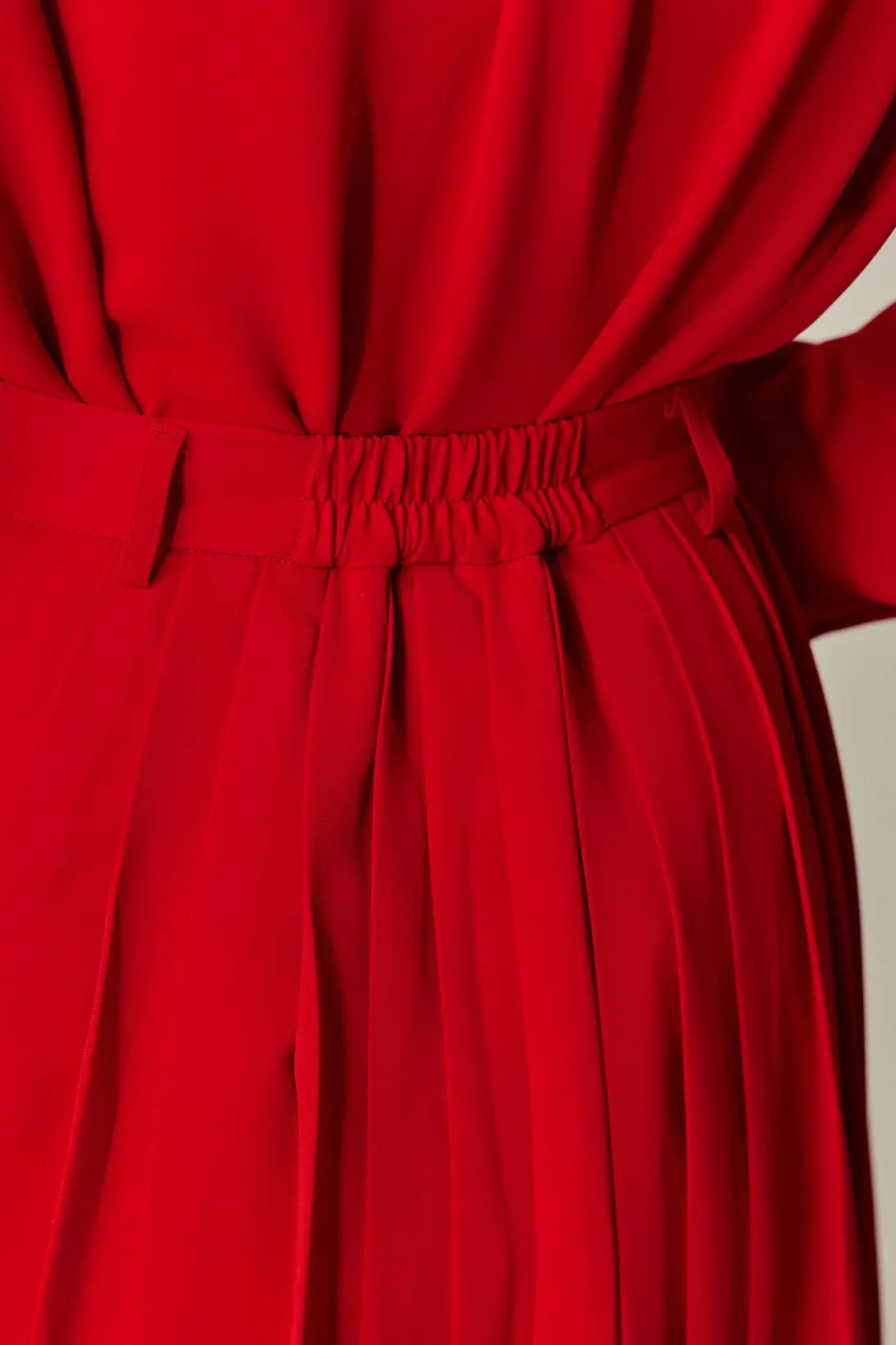 《フランス語は話せますか？》ハイウエストプリーツスカート-Red