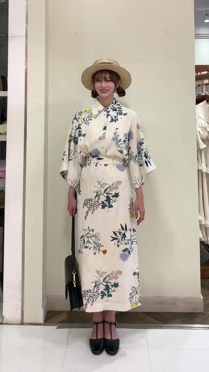 [Goldfish scooping 100 yen] Wide sleeve shirt-Cream