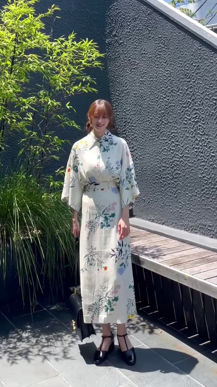 [Goldfish scooping 100 yen] Wide sleeve shirt-Cream