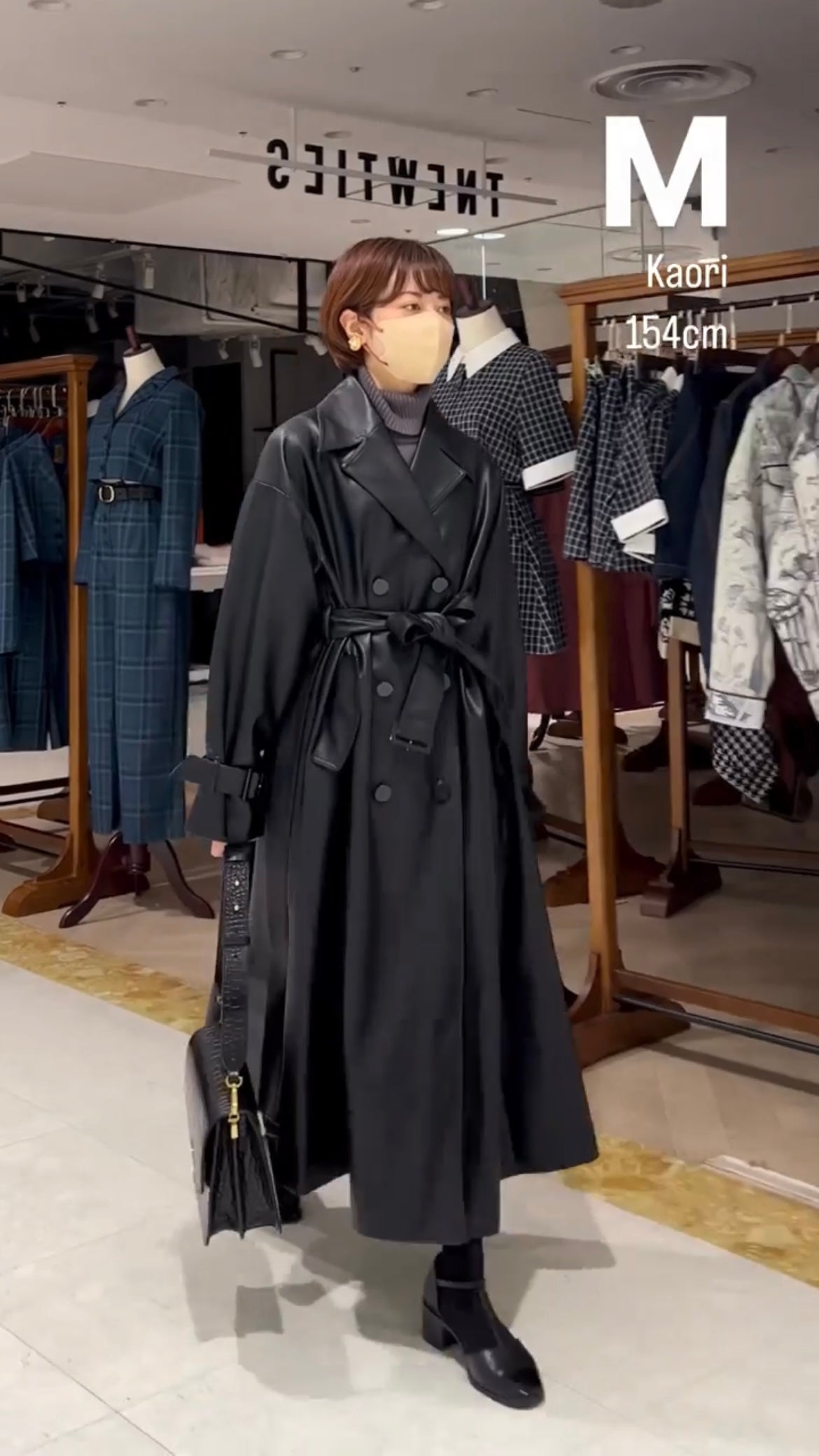 《黒幕の登場》ダブルブレストフェイクレザートレンチコート-Black