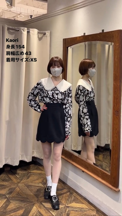 《見て！カナリアだ！》セーラーカラーシノワズリブラウス-Black