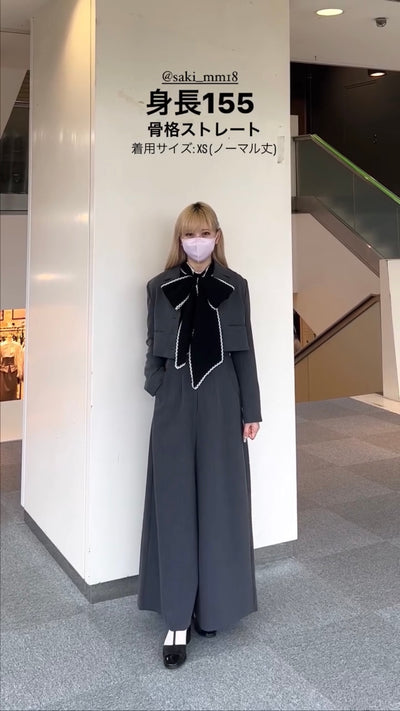 《枕の下に隠したラッキーチャーム》クロップドジャケット-Gray