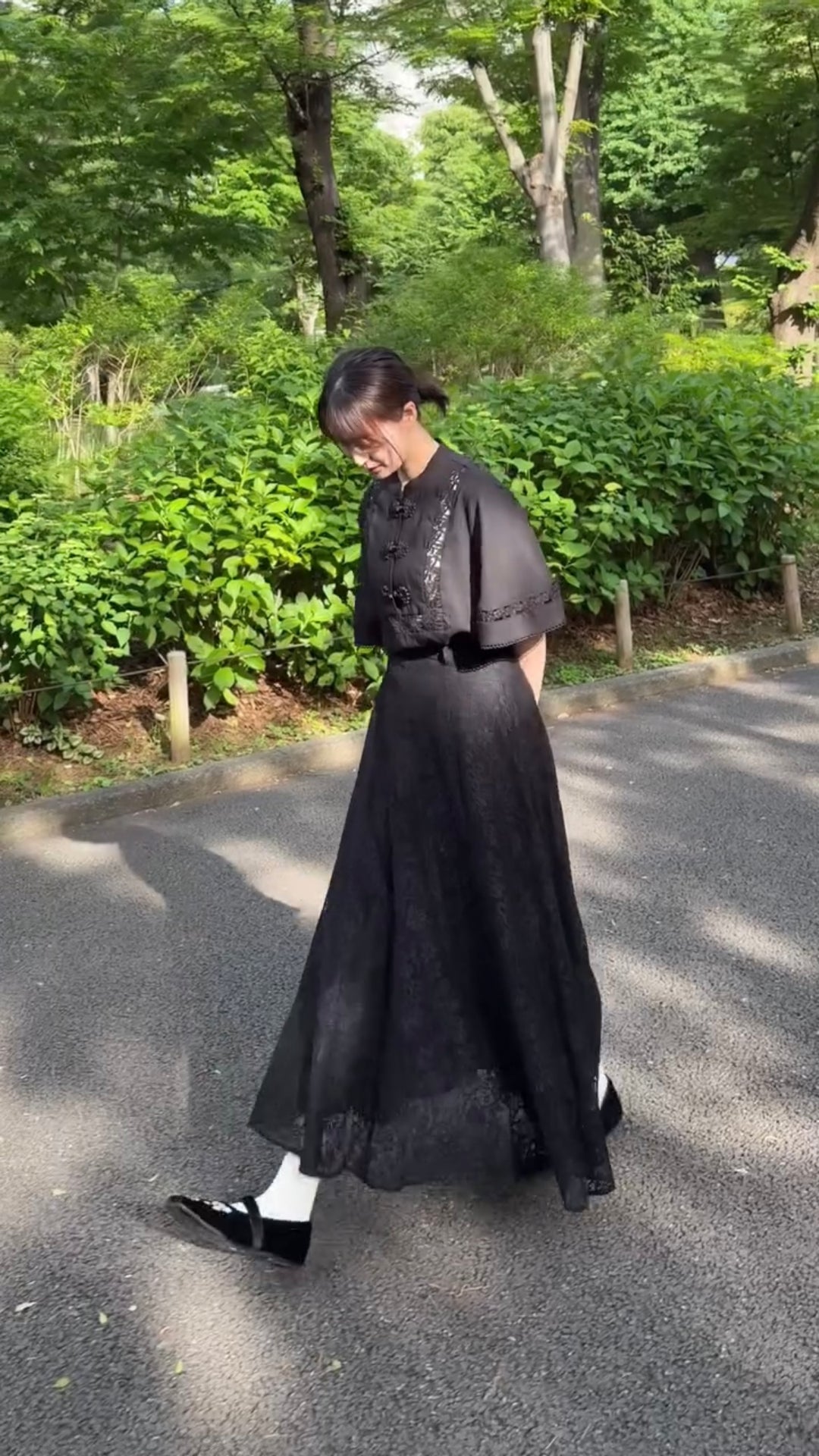 TNEWTIESオリジナル刺繍パンプス-Black