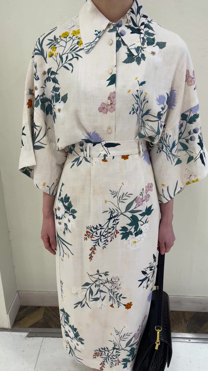 [Goldfish scooping 100 yen] Wide sleeve shirt-Cream