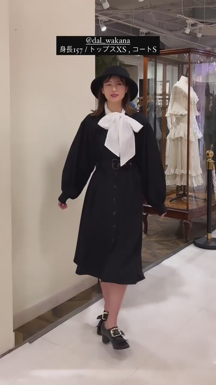 [I dropped my wallet in the Trevi Fountain] Ribbon blouse-Pink
