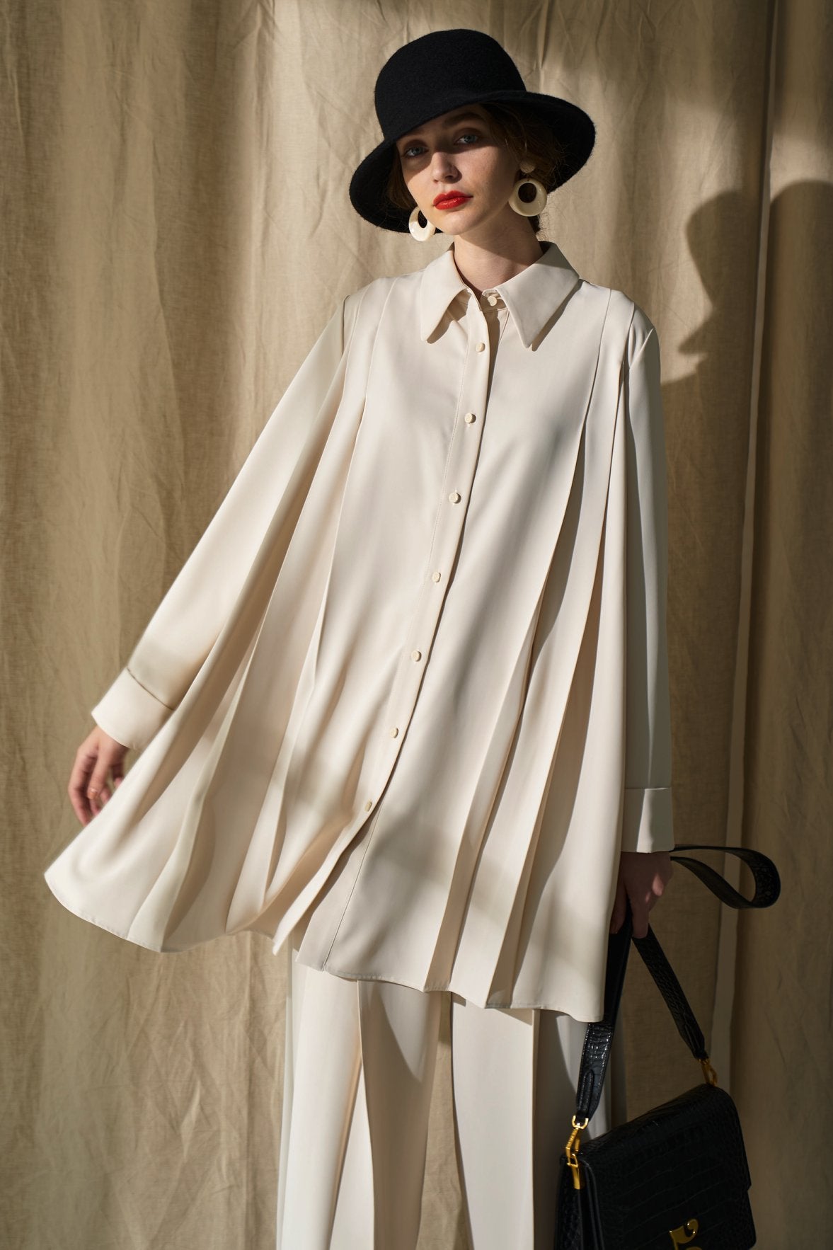 《ココナッツフレーバー》プリーテッドロングブラウス-Ivory