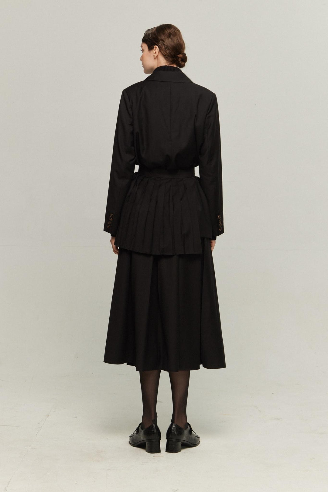 "I have to hang up" Removable pleated jacket (Copy)