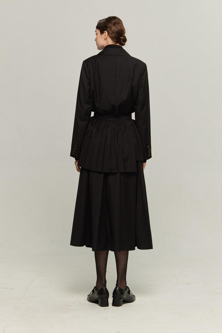 "I have to hang up" Removable pleated jacket (Copy)