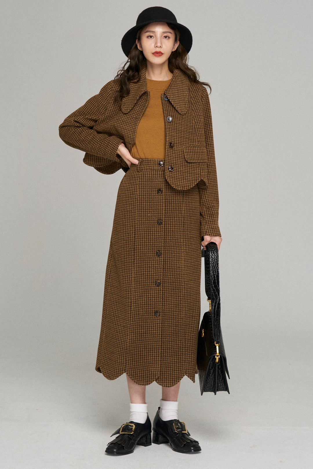 [Pinch your cheek] Big color scallop design jacket-Coffee
