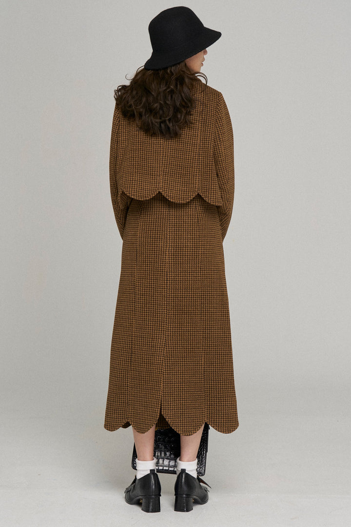 [Pinch your cheek] Big color scallop design jacket-Coffee