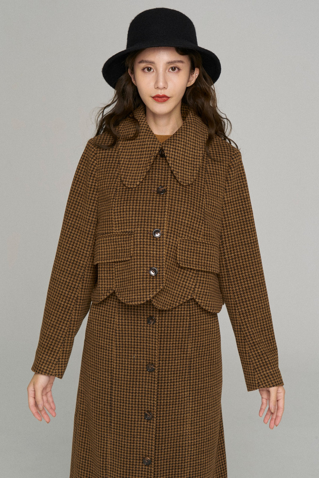 [Pinch your cheek] Big color scallop design jacket-Coffee